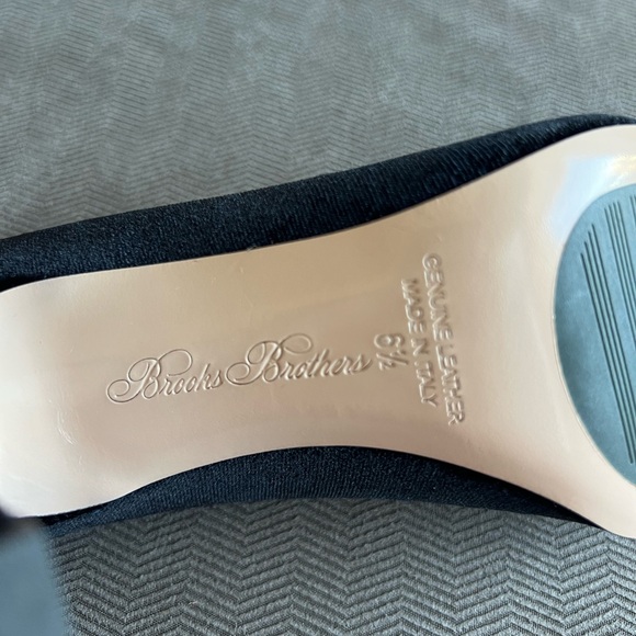 Brooks Brothers - Rhinestone-Trimmed Velvet Point-Toe Pumps - Picture 12 of 15